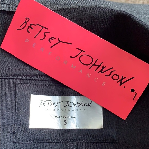 NWT Betsey Johnson Performance Vest - Picture 7 of 8